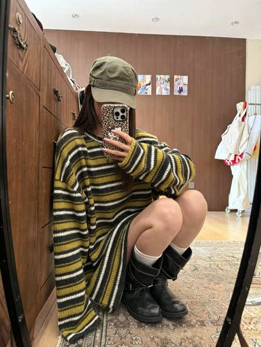 Wong2026秋季新款韩版宽松显瘦百搭黄色条纹长袖T恤女休闲上衣