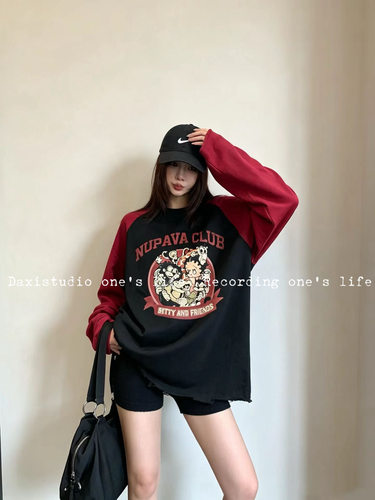 美式复古插肩袖贝蒂印花毛圈棉卫衣女秋冬宽松设计感小众上衣YMJ