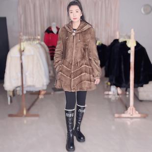 佟二堡皮草貂皮大衣女款整貂2025新款特价帕斯条连帽服进口水貂