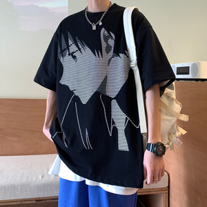 主推中性新品潮卡通动漫圆领情侣短袖T恤大码H709P35女类