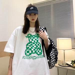 港风夏装棋盘格小熊印花情侣短袖T恤宽松半袖H719P30男类,时下最流行的穿搭都在这了图片