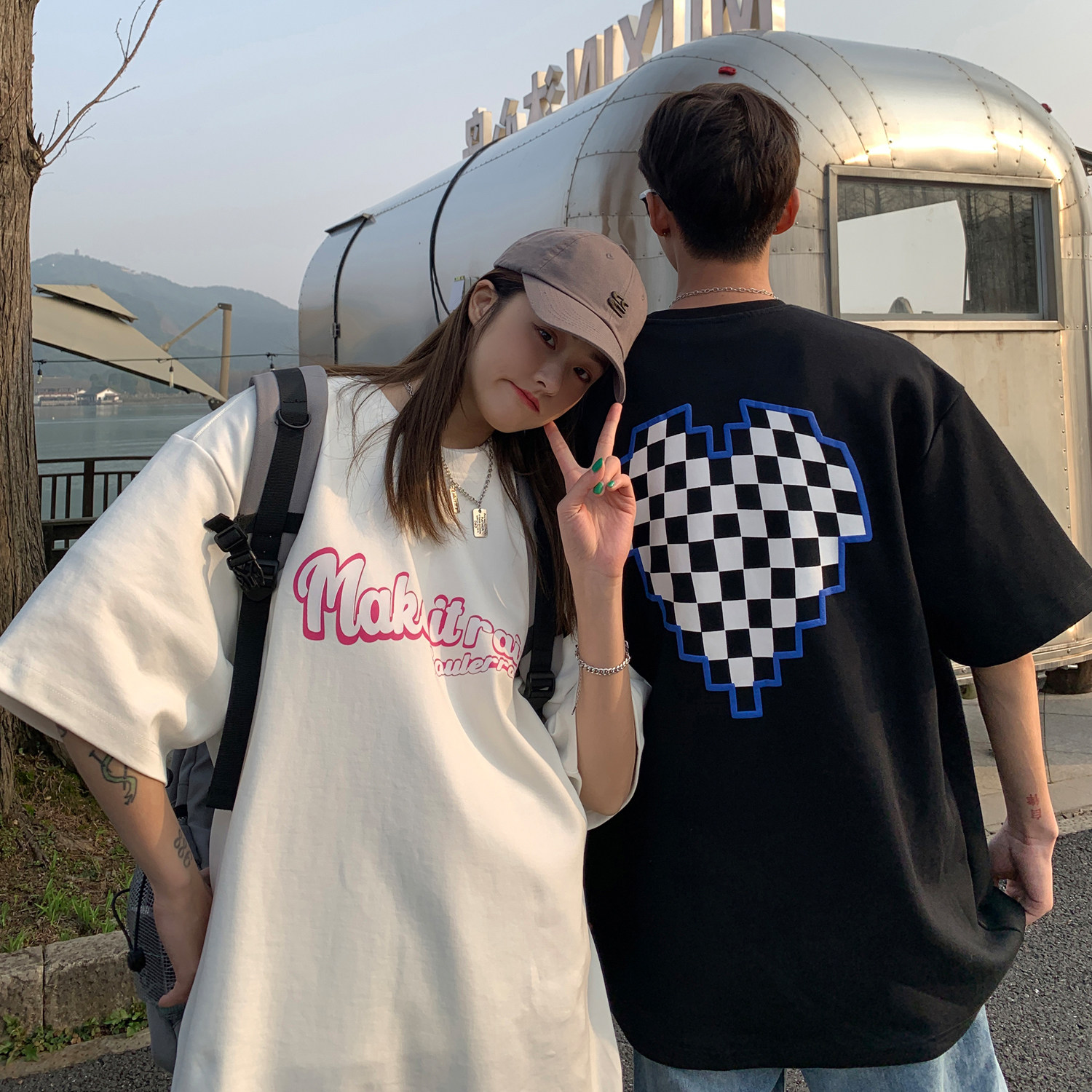 2023夏装棋盘格爱心印花情侣短袖T恤宽松大码H734P35男类,男装T恤,电商A341