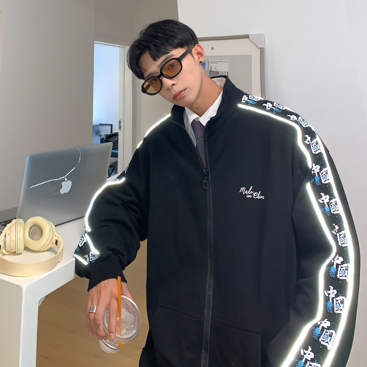 宇航员反光印花情侣卫衣套装班服衣货号H665P65裤KH02P55，男装休闲套装，电商A341
