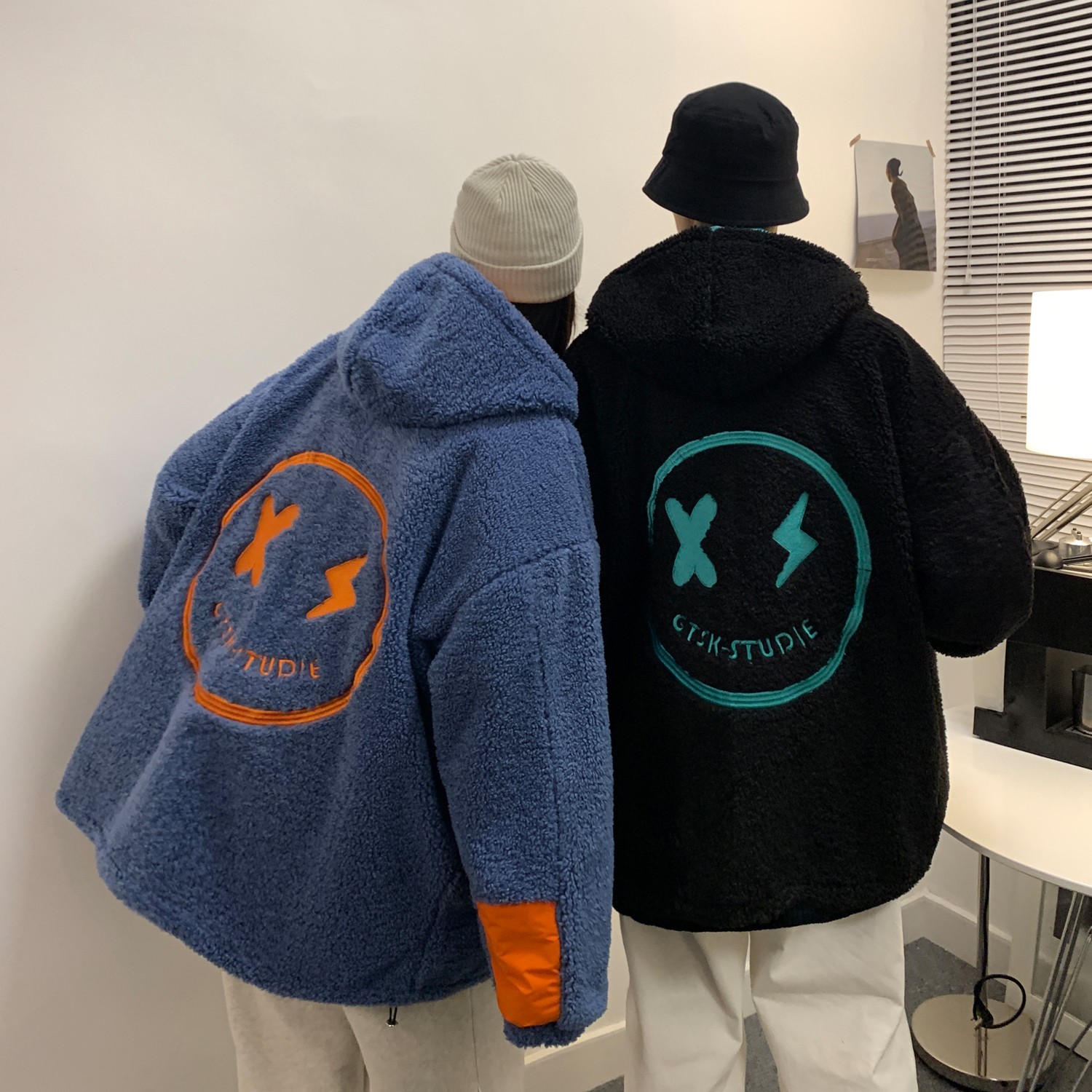 情侣装冬装羊羔毛绣花撞色情侣棉衣外套棉服H576P128女类,女装棉衣/棉服,电商A341