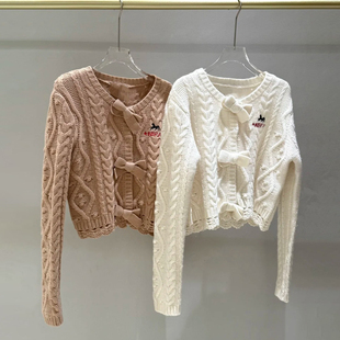 深圳南油高端女装2025冬季新款甜美蝴蝶结绞花毛衣针织开衫短外套