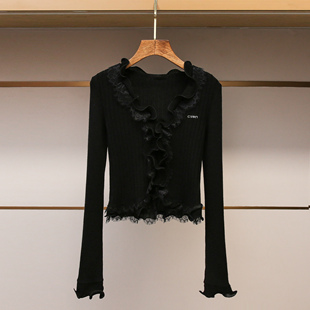 深圳南油高端女装2025秋冬新法式休闲减龄荷叶边V领修身针织开衫