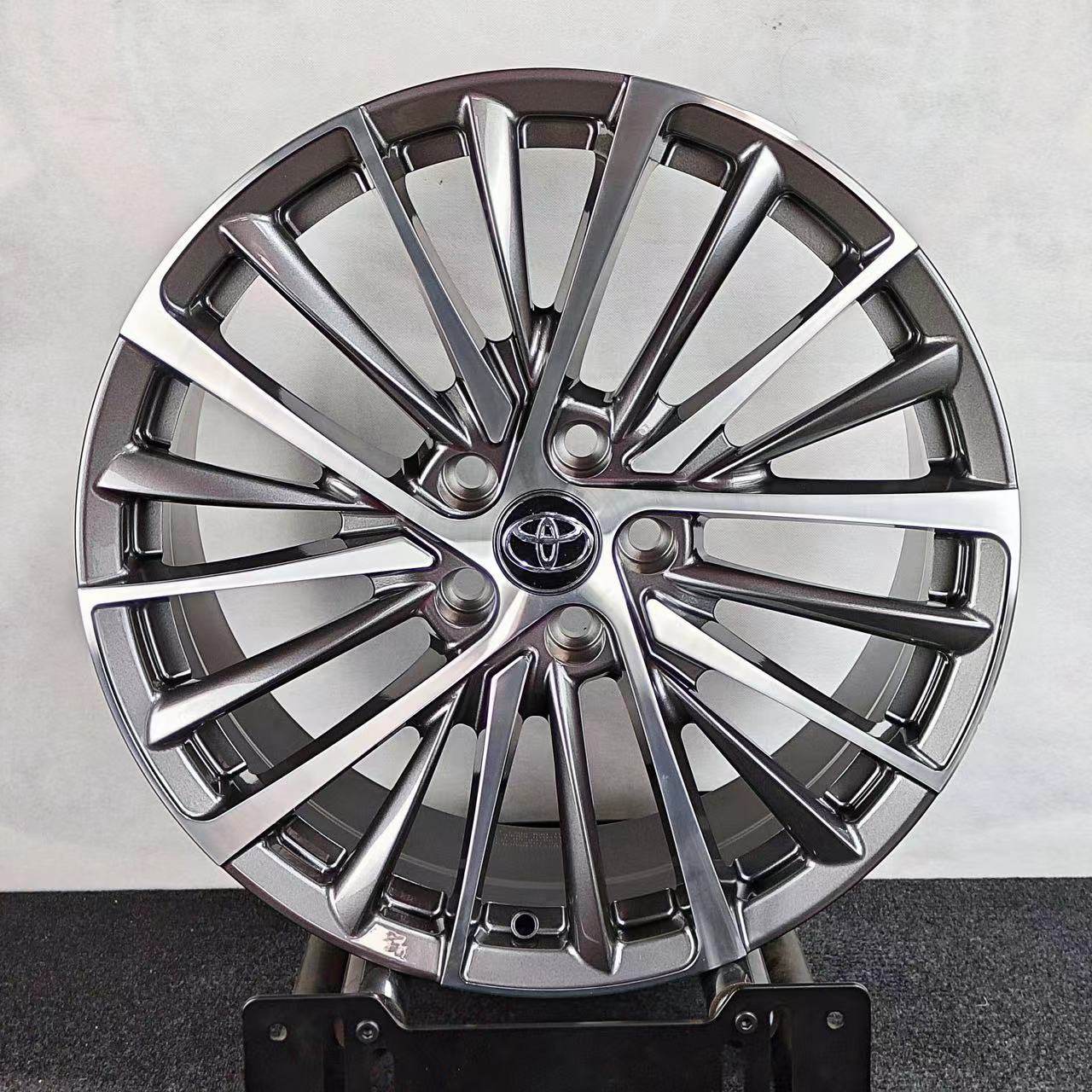 18/19寸适配丰田塞纳埃尔夫威尔法汉兰达凌志LM ES RX皇冠轮毂