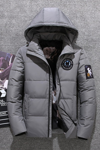 新款男士短款羽绒服冬装外套男式加厚短款羽绒服户外防寒YR688P80图片