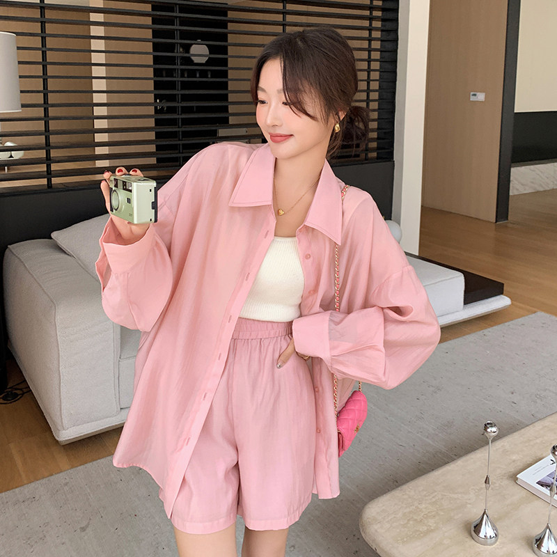 粉色防晒衣套装女2025年夏季新款时尚休闲防晒衬衫阔腿短裤两件套图片