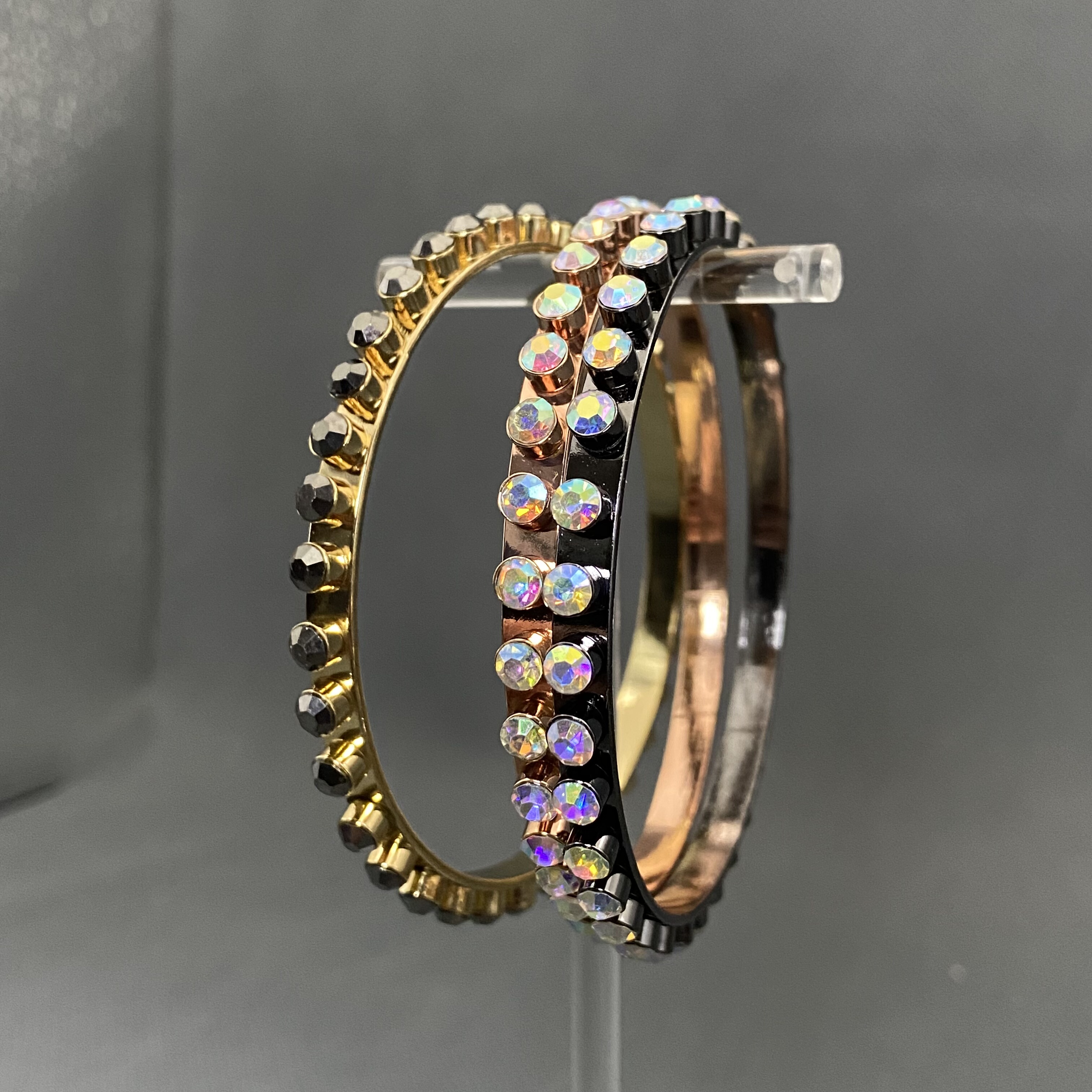 欧美外贸饰品时尚百搭个性夸张耳环女多款手镯YY05