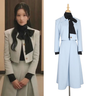 明星夏娃徐睿知同款小西装浅蓝色短款外套高腰半身裙气质套装