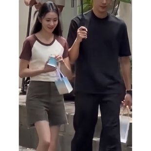 陷入我们的热恋刘浩存徐栀同款撞色短款T恤女夏短袖简约洋气上衣