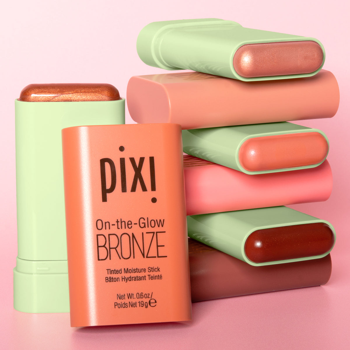 มีสินค้าในสต็อก Pixi ครีมคอนทัวร์แบบพกพา แท่งคอนทัวร์ เนื้อครีมเข้มข้นเปล่งประกาย