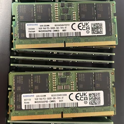 三星M425R2GA3PB0-CWM笔记本内存条DDR5 16G 1RX8 PC5-5600B-SA0
