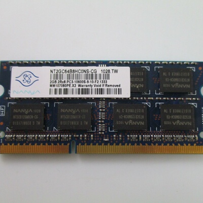 南亚易胜2G 2RX8 PC3-10600S-9-10-F2.1333 DDR3 1.5V笔记本内存