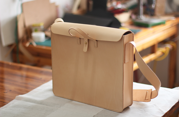 原创男女款手工头层牛皮原色皮包包手斜挎单肩真皮包植鞣皮订制包