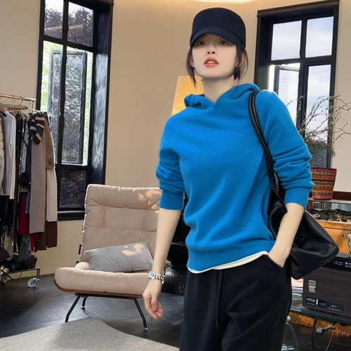 100%绵羊毛连帽毛衣女