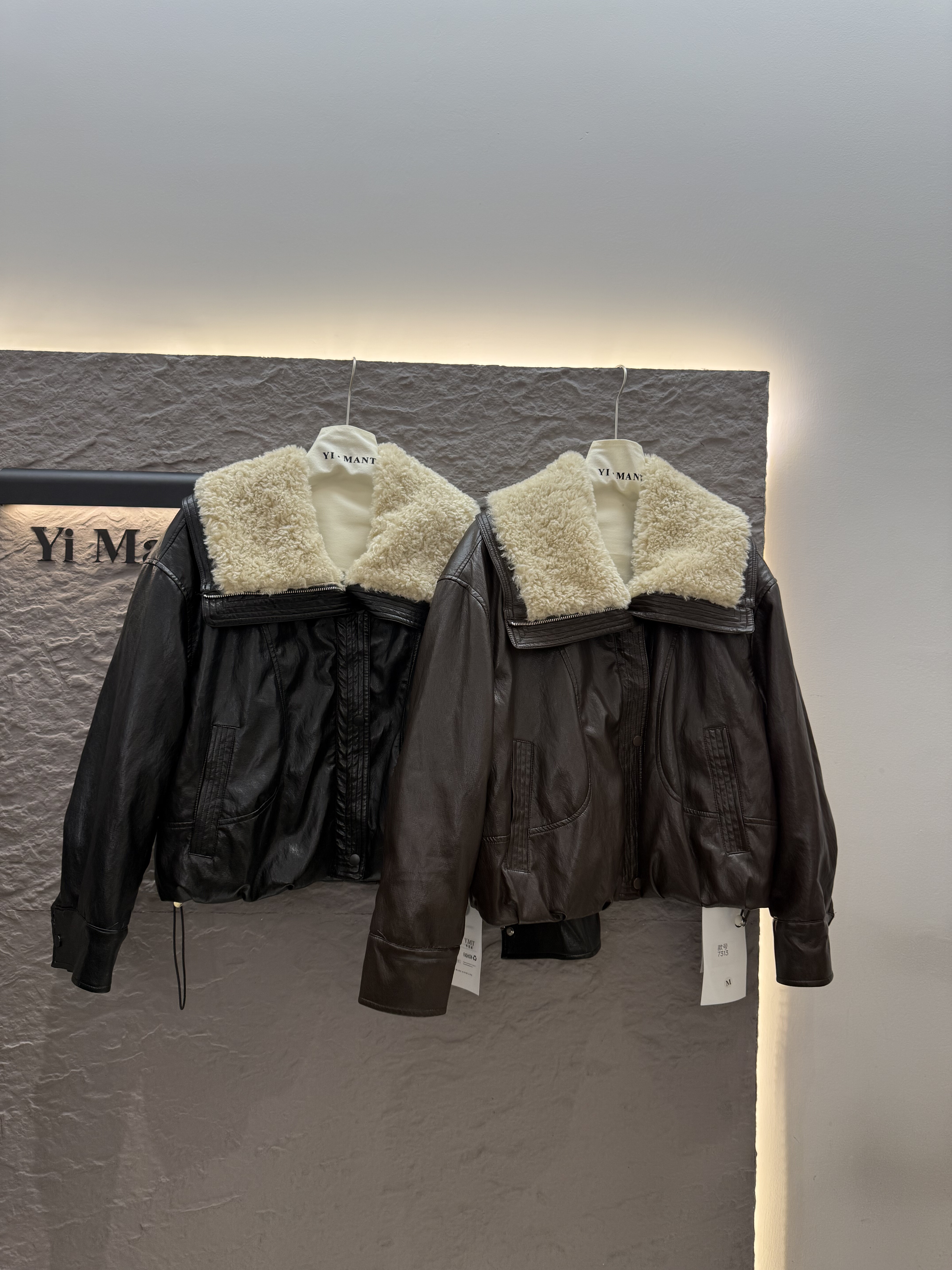 7313冬季新款韩版休闲加绒加厚羊羔毛翻领皮衣宽松显瘦保暖外套女