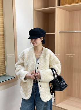 66092冬季新款韩版气质百搭V领单排扣皮毛一体外套加厚保暖上衣潮