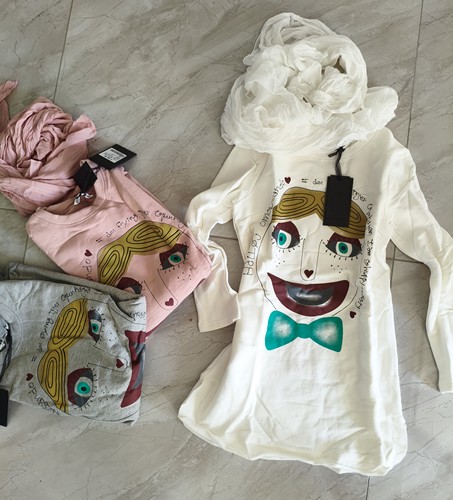 2025冬季新款大码女装胖mmT恤宽松显瘦百搭上衣加绒卫衣送围巾