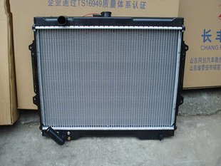 手动波 三菱帕杰罗猎豹V33V43黑金刚2030水箱总成 散热器总成