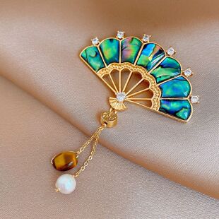 18K Gold Zircon Mother-of-Pearl Fan Brooch Jewelry
