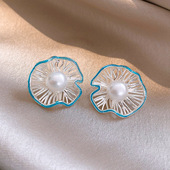 Pearl Minimalist Earrings Enamel Hollow Floral Luxury Studs