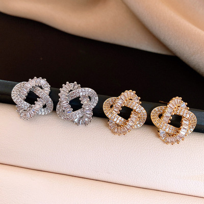 18k真金电镀锆石几何缠绕耳钉