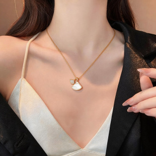 Maple Luxury Necklace Minimalist Chain Zircon Shell
