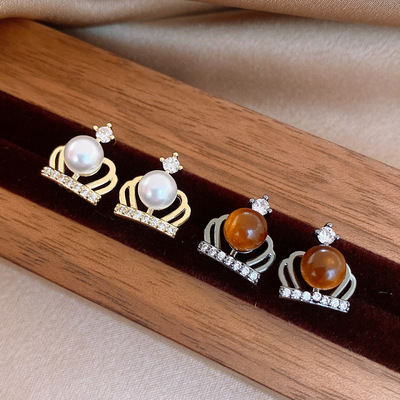 法式锆石树脂皇冠珍珠耳钉
