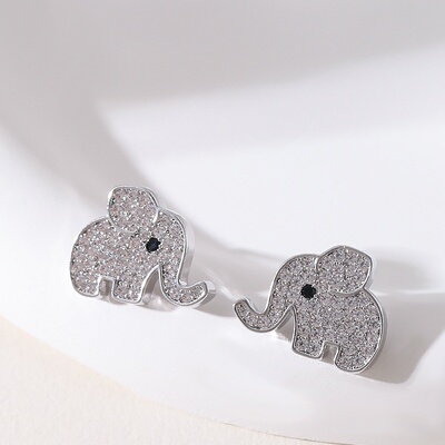 精致简约爆闪满钻锆石小象耳钉