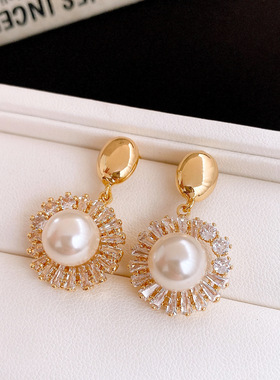 18K Gold Zircon Round Pearl Stud Earrings, Silver Post