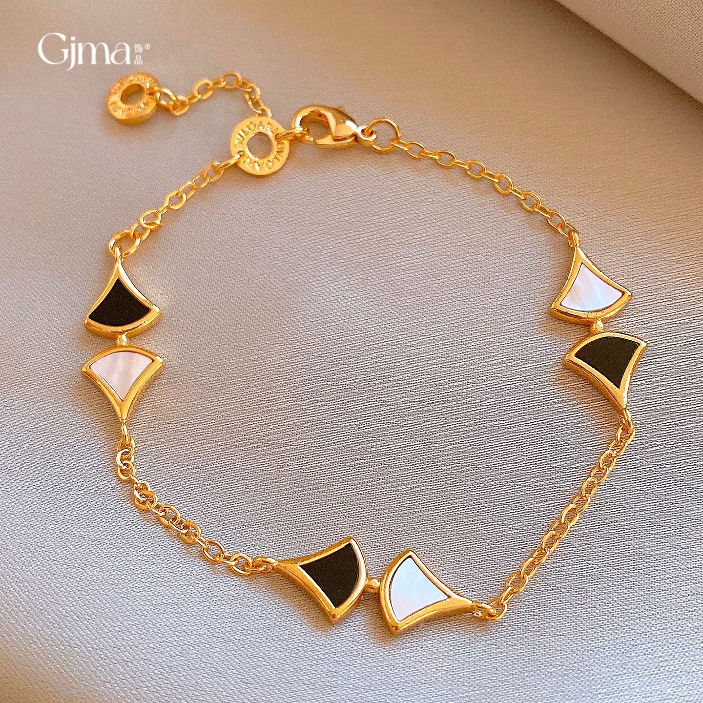 法式简约几何贝母三角形拼接手链