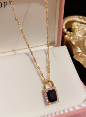 日韩个性时尚微镶锆石黑色锁吊坠项链ins潮流轻奢百搭设计锁骨链