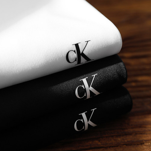 CalvinKlein泳装系列防晒T恤潮