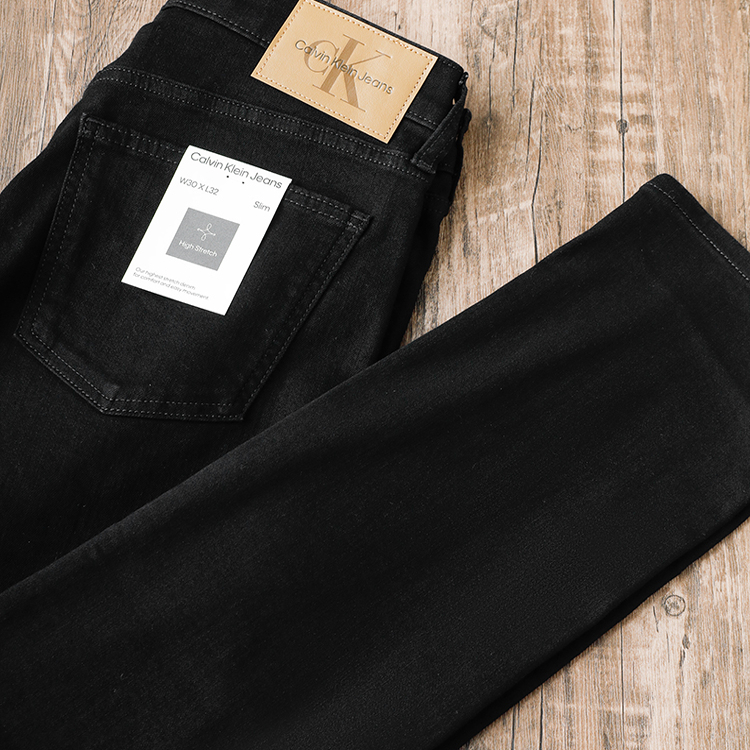 CalvinKlein黑色修身小脚牛仔裤