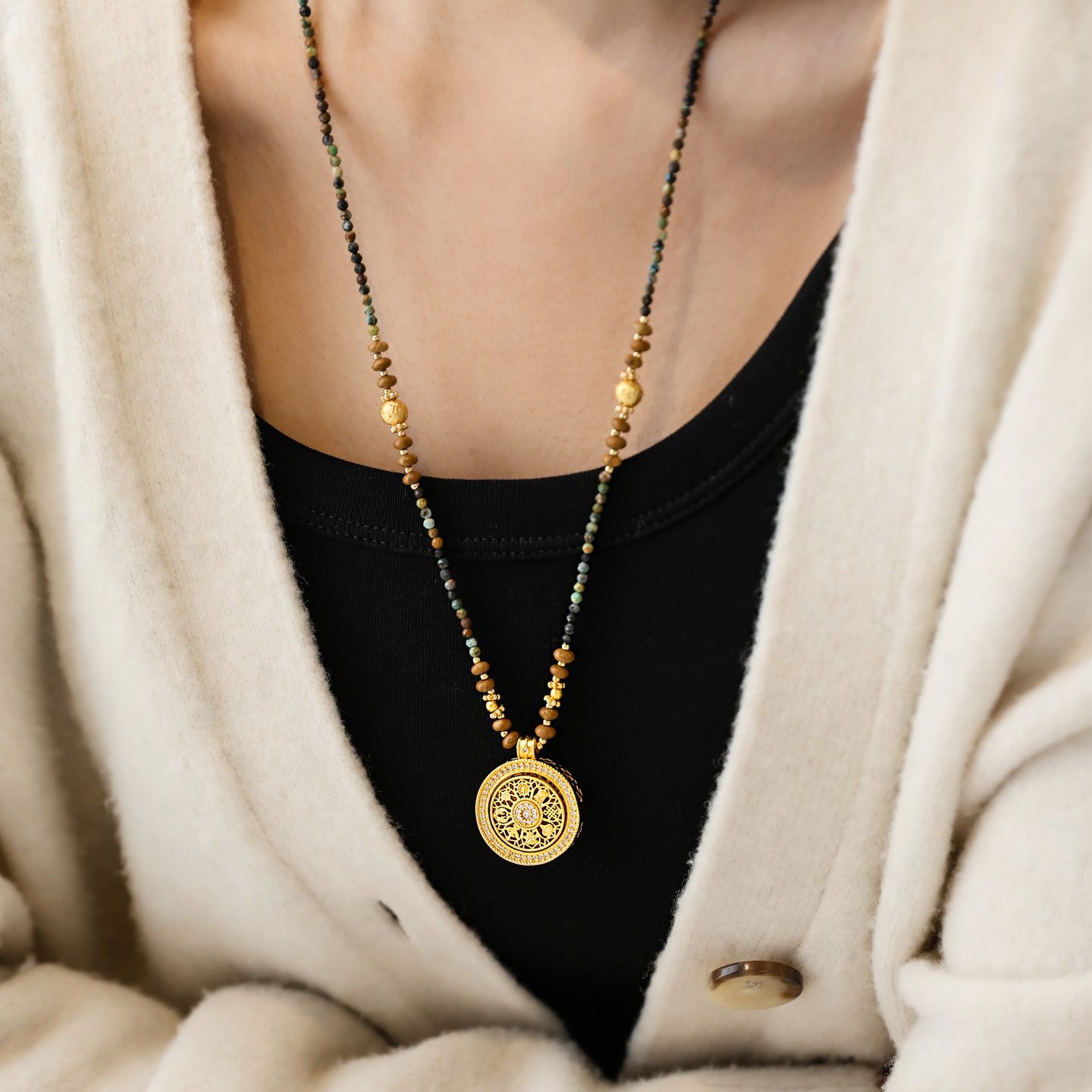 新中式天然石串珠八宝罗盘吊坠