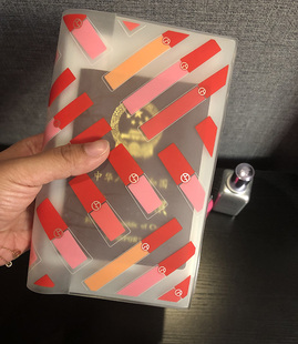 新款出口欧美阿玛透明硅胶防水证件夹护照夹卡夹收纳夹本子套