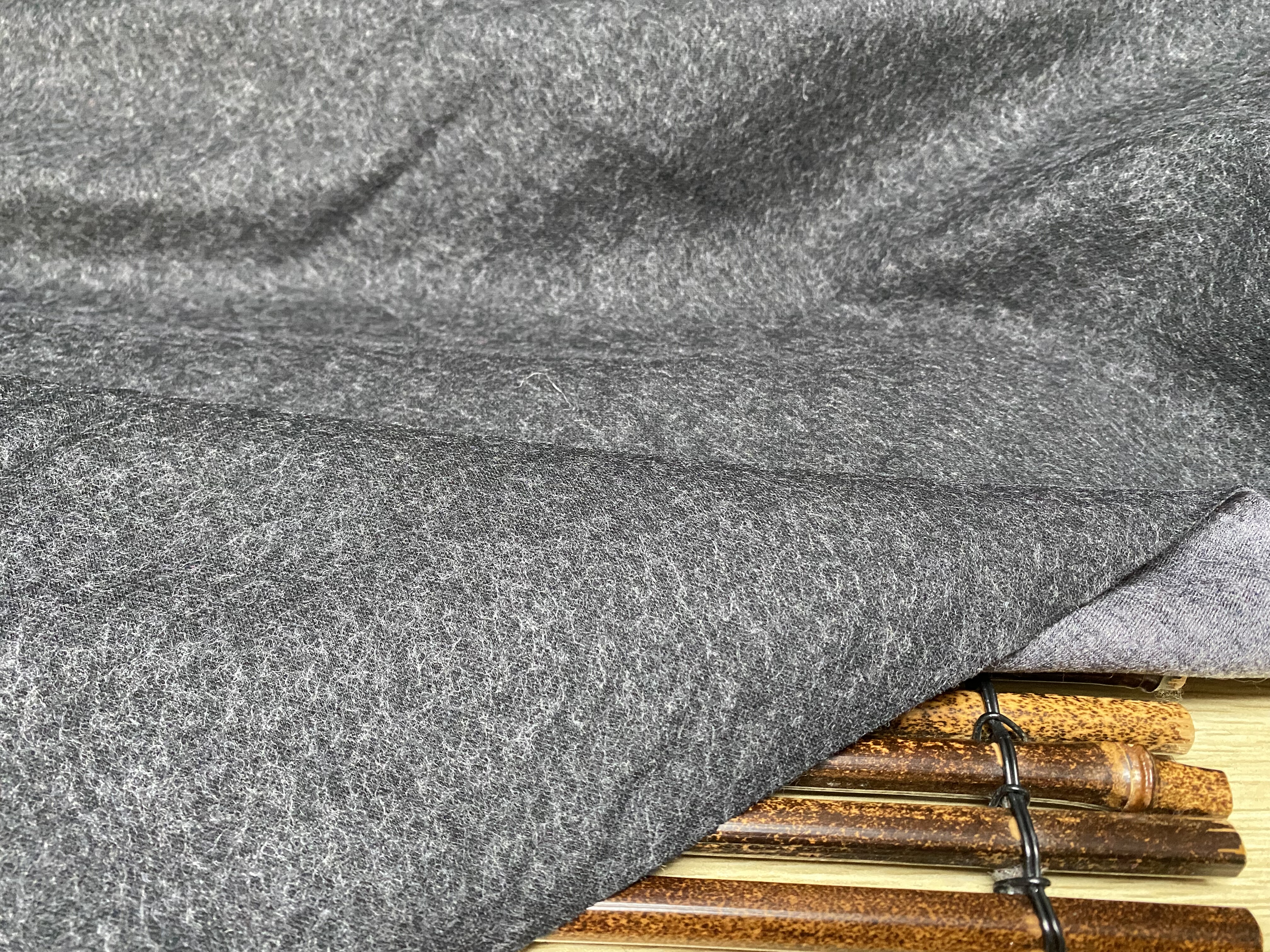 T122 针织羊绒设计师布料1.4米×0.85米