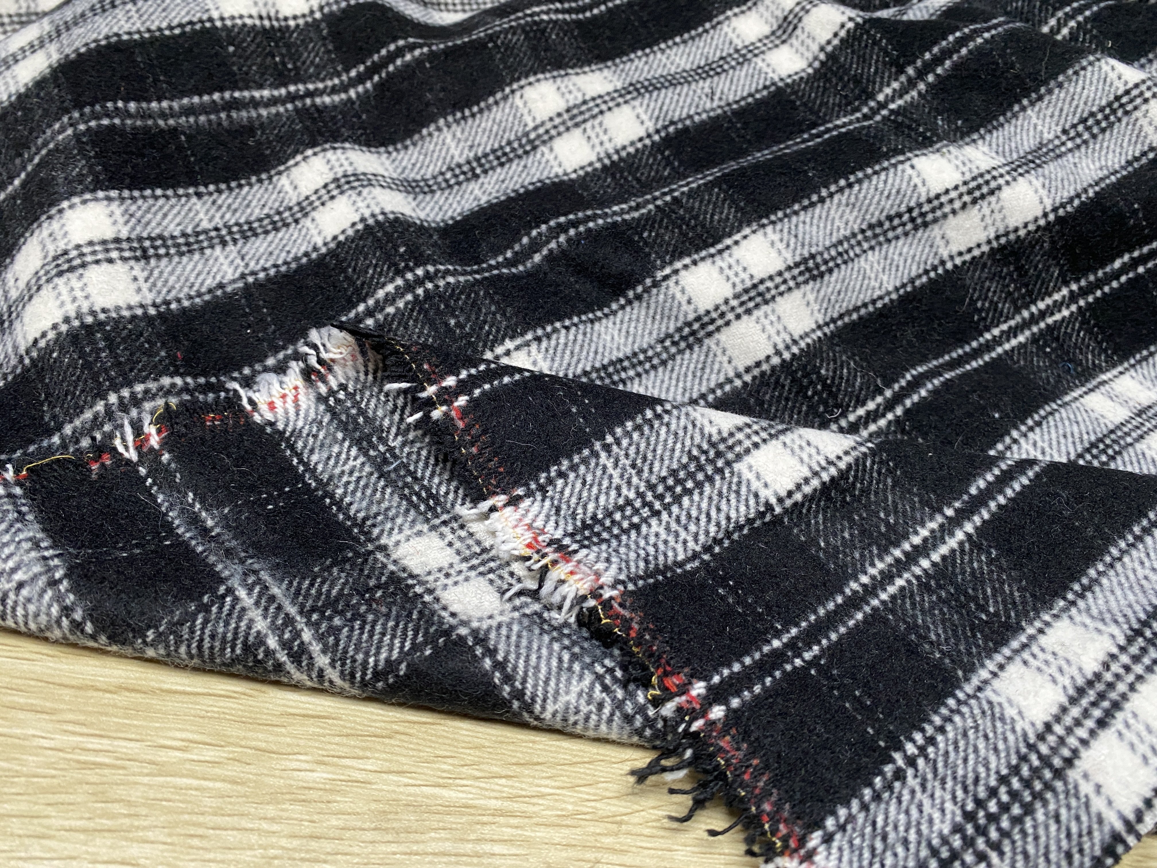 T0118日本格子羊绒设计师布料2米乘1.5米,居家布艺,海绵垫/布料/面料/手工diy,淘宝优惠券,粉丝福利购,淘宝优惠卷