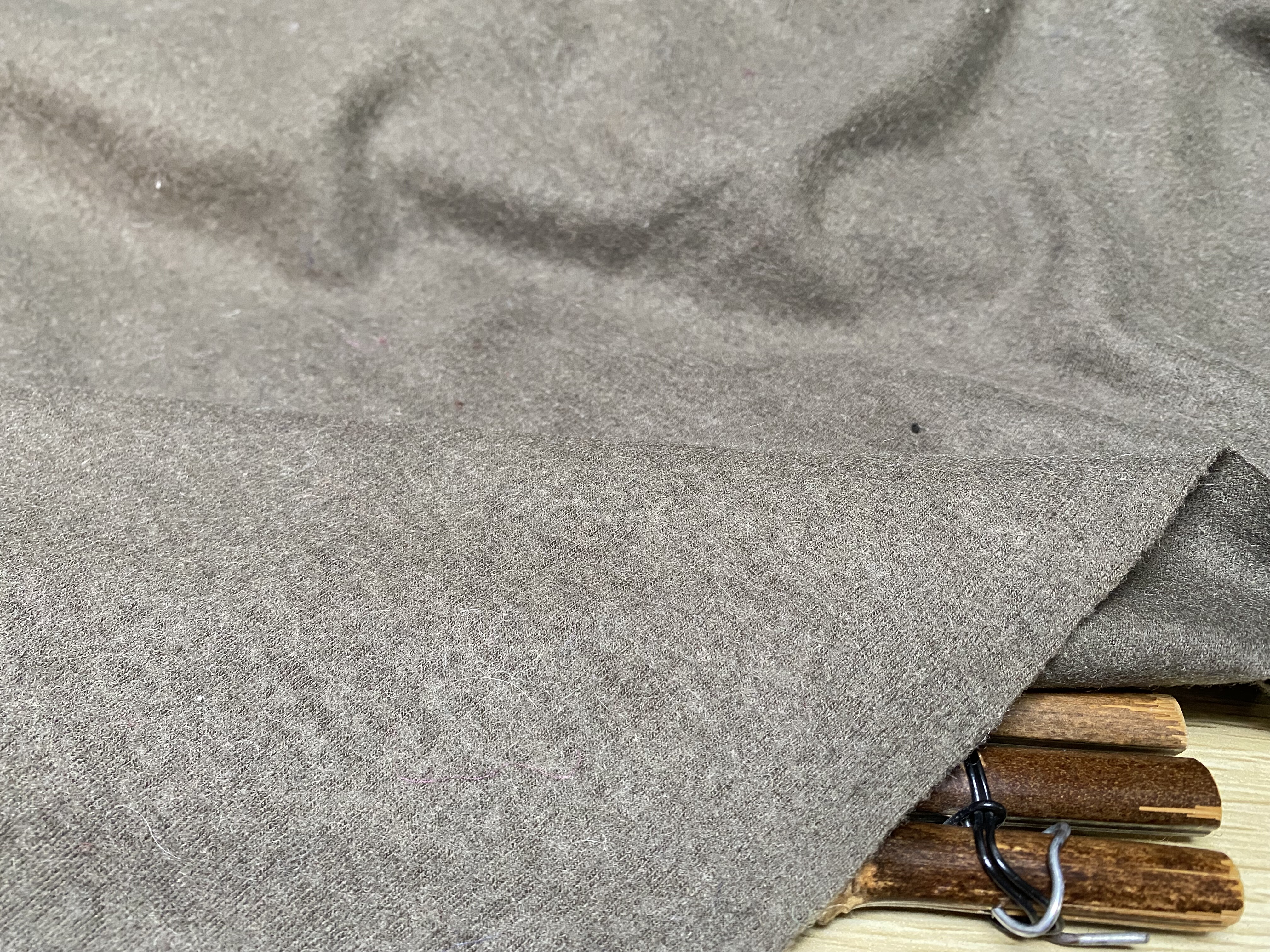 T121 双面针织羊绒设计师布料3米×1.4米