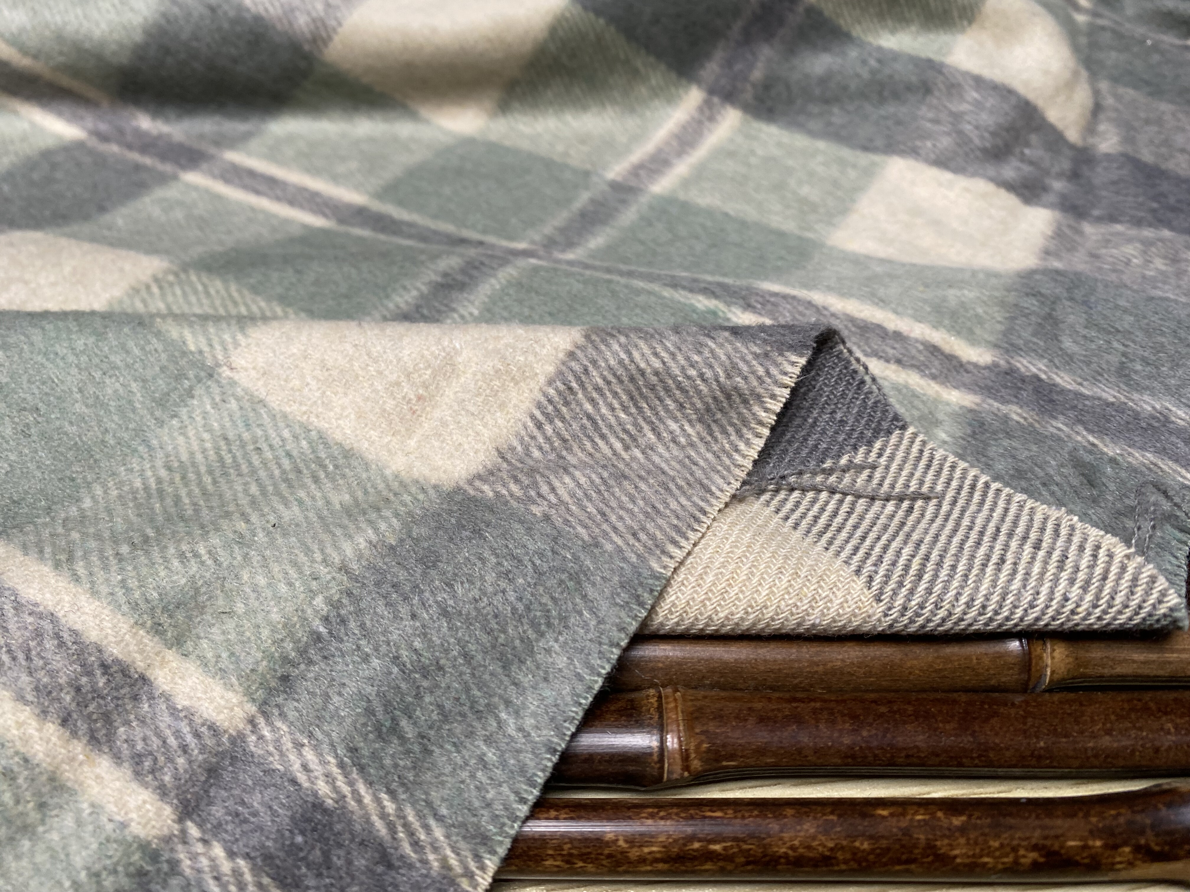 T119 羊绒设计师专用布料2.2米×1.5米