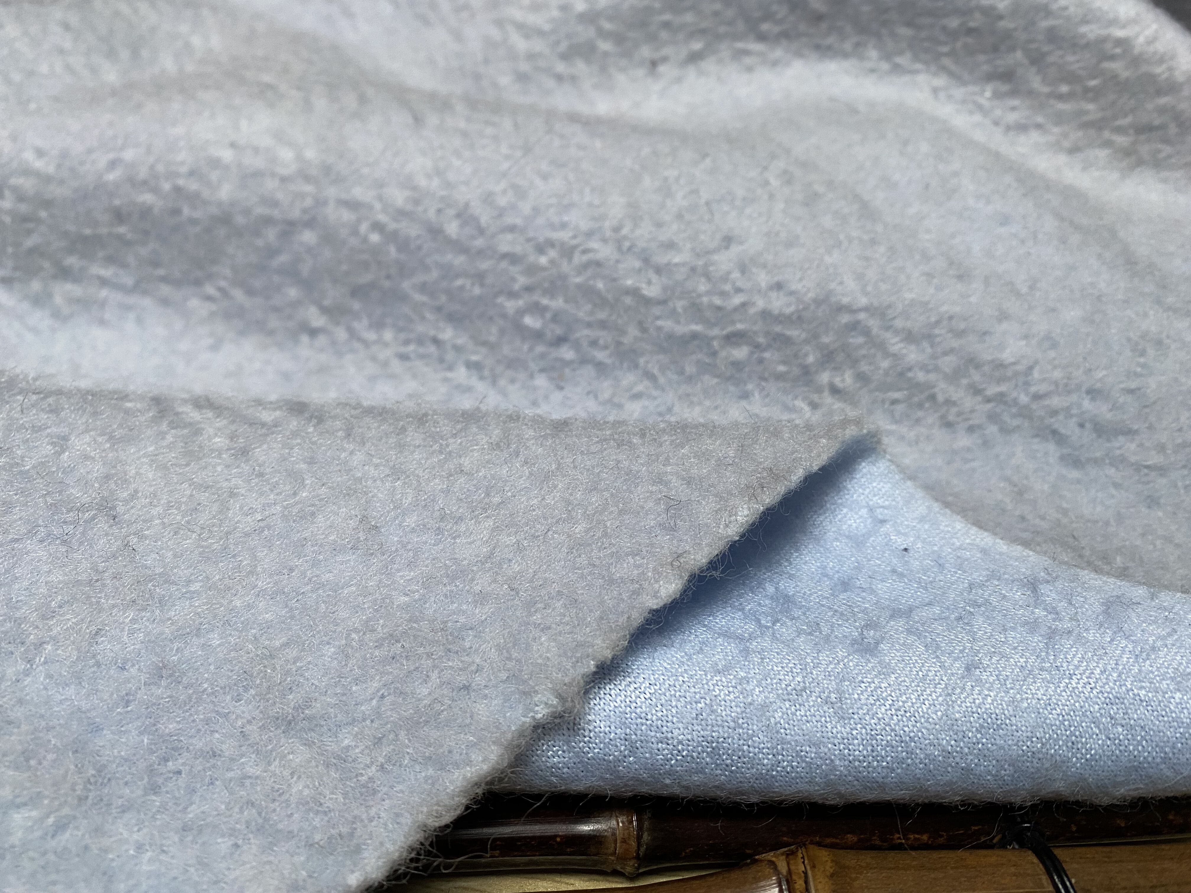 T1124 针织羊绒设计师布料1.4米×1.3米