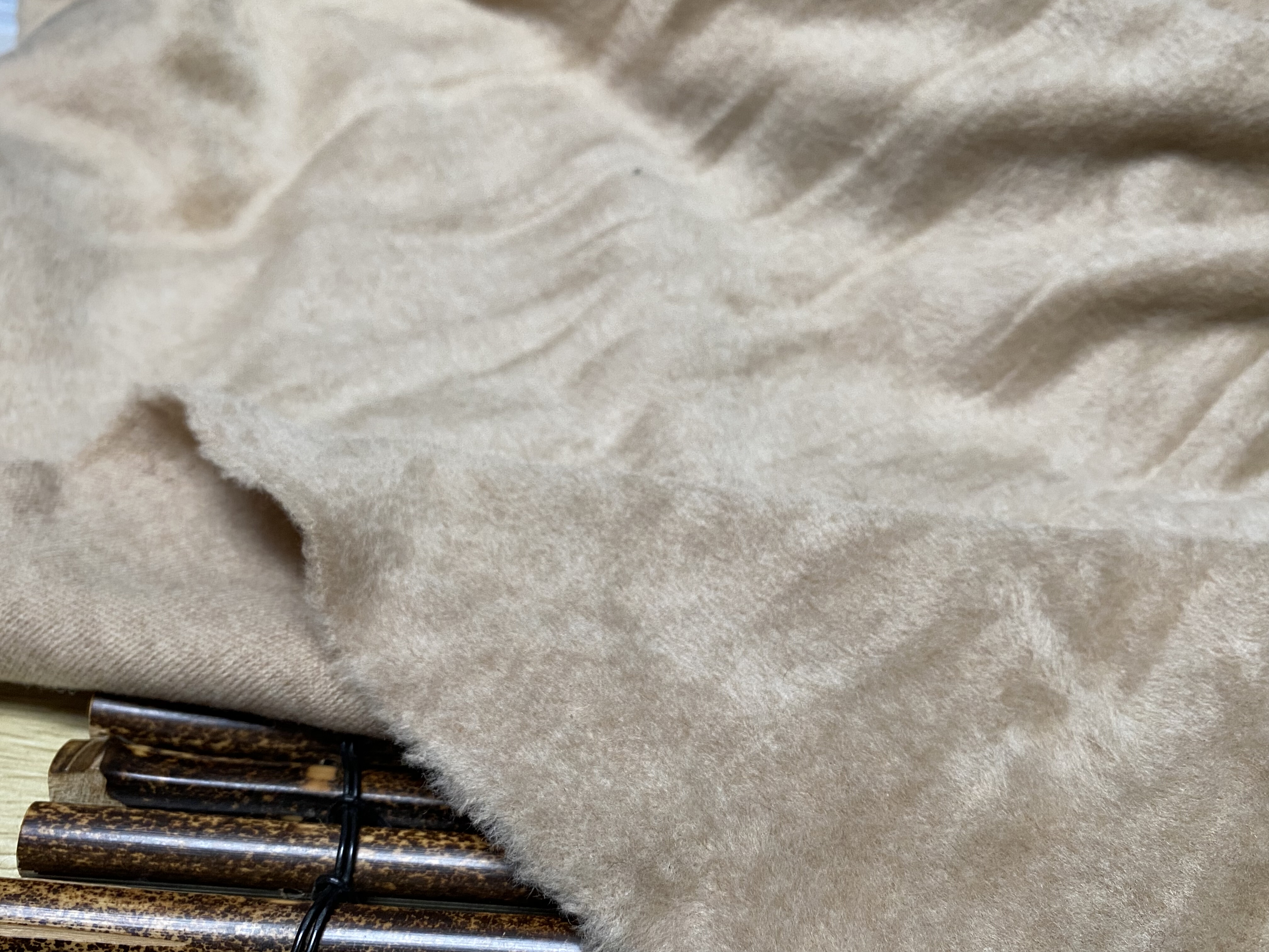 T1130 高端蚕丝羊绒设计师布料1.5米×1.5米