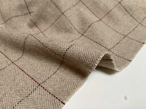 L105 格子羊绒设计师布料2.90米乘1.50