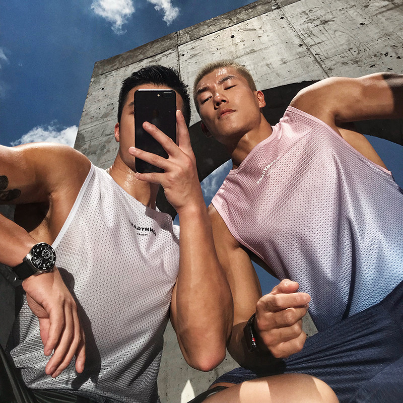 OMG Chaopai Hollow Mesh cloth ventilation sexy Gradient motion vest man run Quick drying Fitness clothing waistcoatin the Sportswear/Casual Clothing , Sports underwear, Sports vest category - from Buy2taobao.com to provide professional Taobao agent buy service