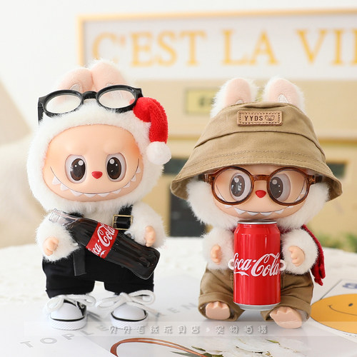 拉布布labubu三代娃衣可乐搪胶盲盒衣服一代二代挂件帽子背带裤鞋