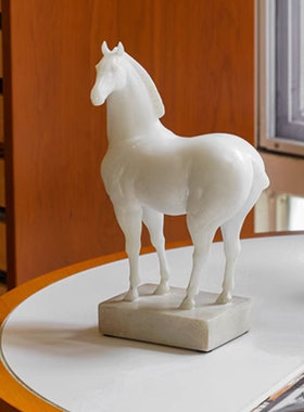 新中式复古白马雕塑摆件家居饰品白色马客厅酒店电视柜装饰礼品