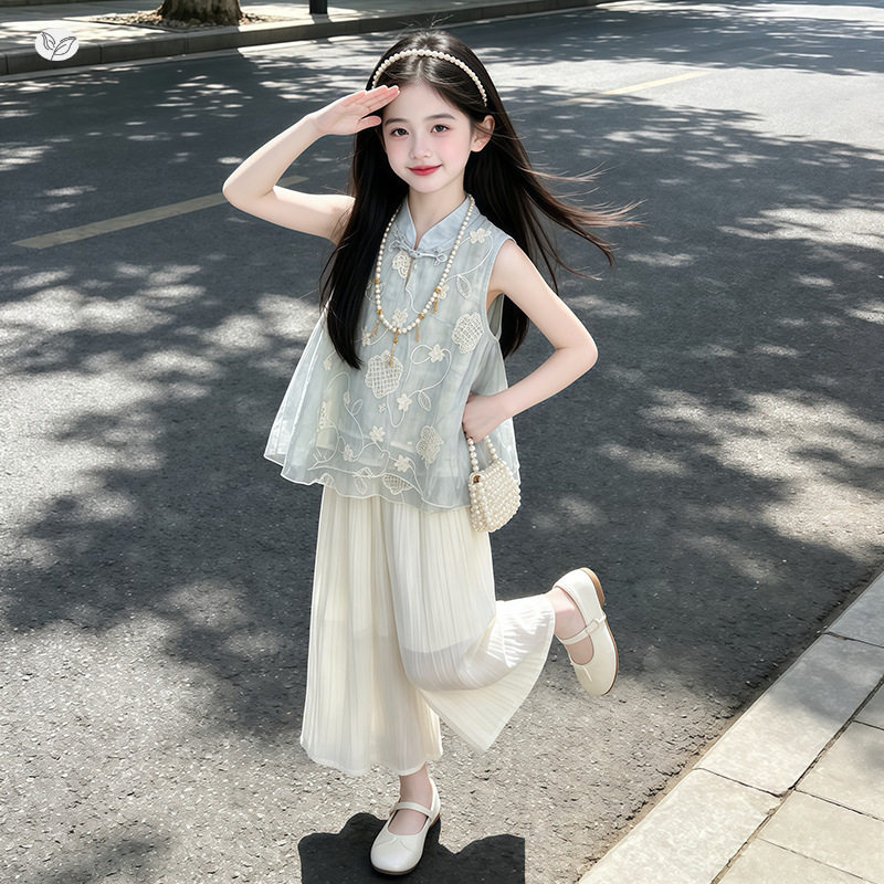 女童新中式套装2026夏新款中大童盘扣绣花无袖上衣阔腿裤国风夏装