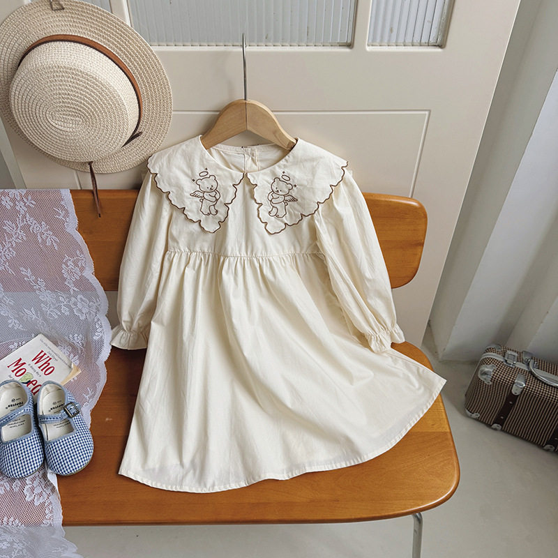 韩版童装天使小熊刺绣女童连衣裙2026秋款娃娃领长袖儿童棉布裙